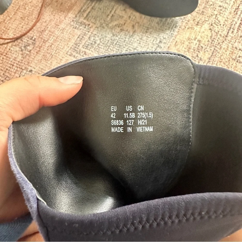 Stuart Weitzman Navy Suede Boots sz 11.5